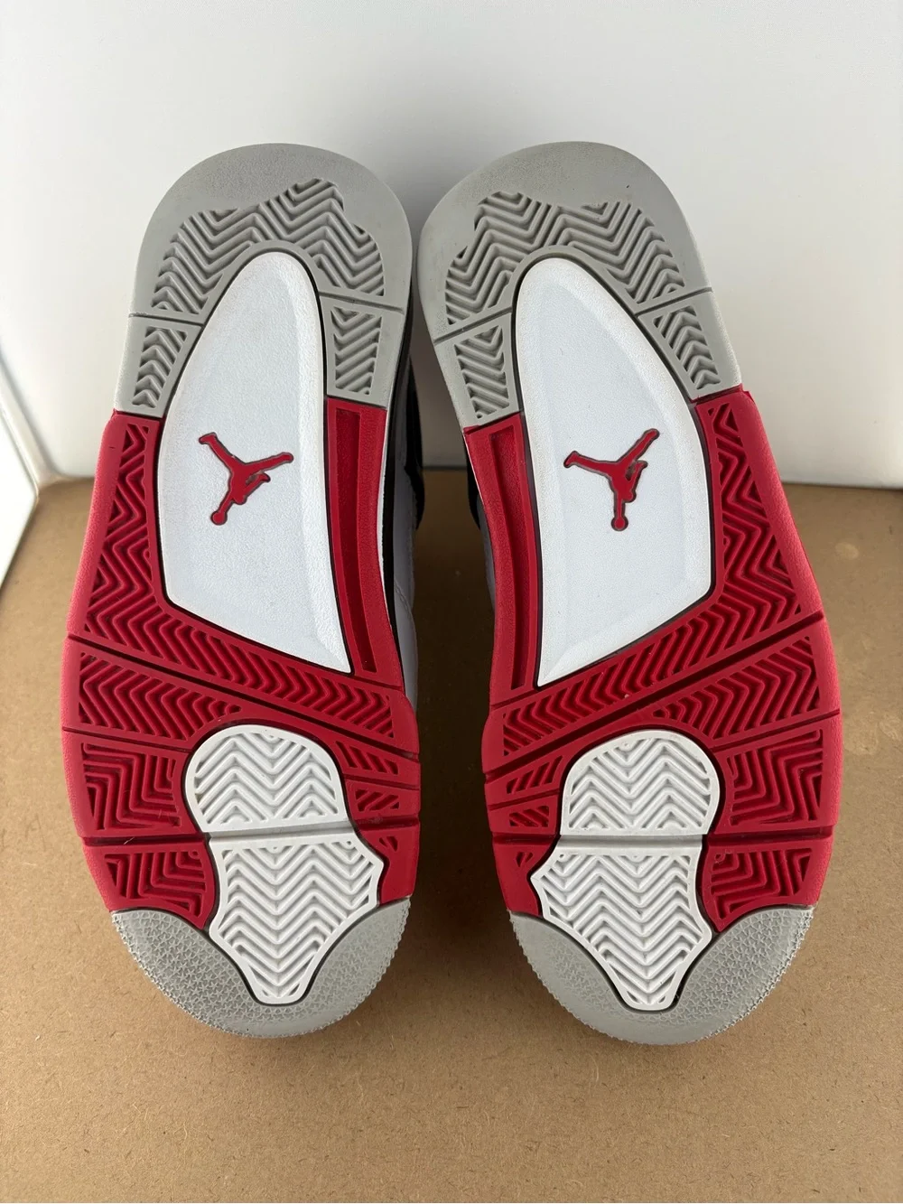 Air Jordan 4 Retro Fire Red White 408452-160 SIZE 5.5Y OG 2020 (A2)